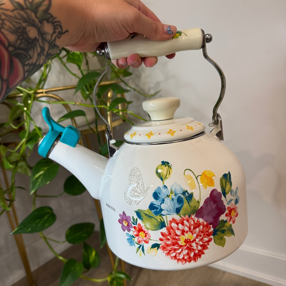Pioneer Woman Blooming Bouquet 2 Qt Enamel on‎ Steel Whistling Tea Kettle